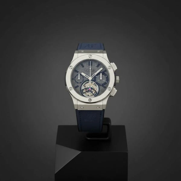 Classic Fusion Wrist Watch for Men – Premium Luxury Style Watch